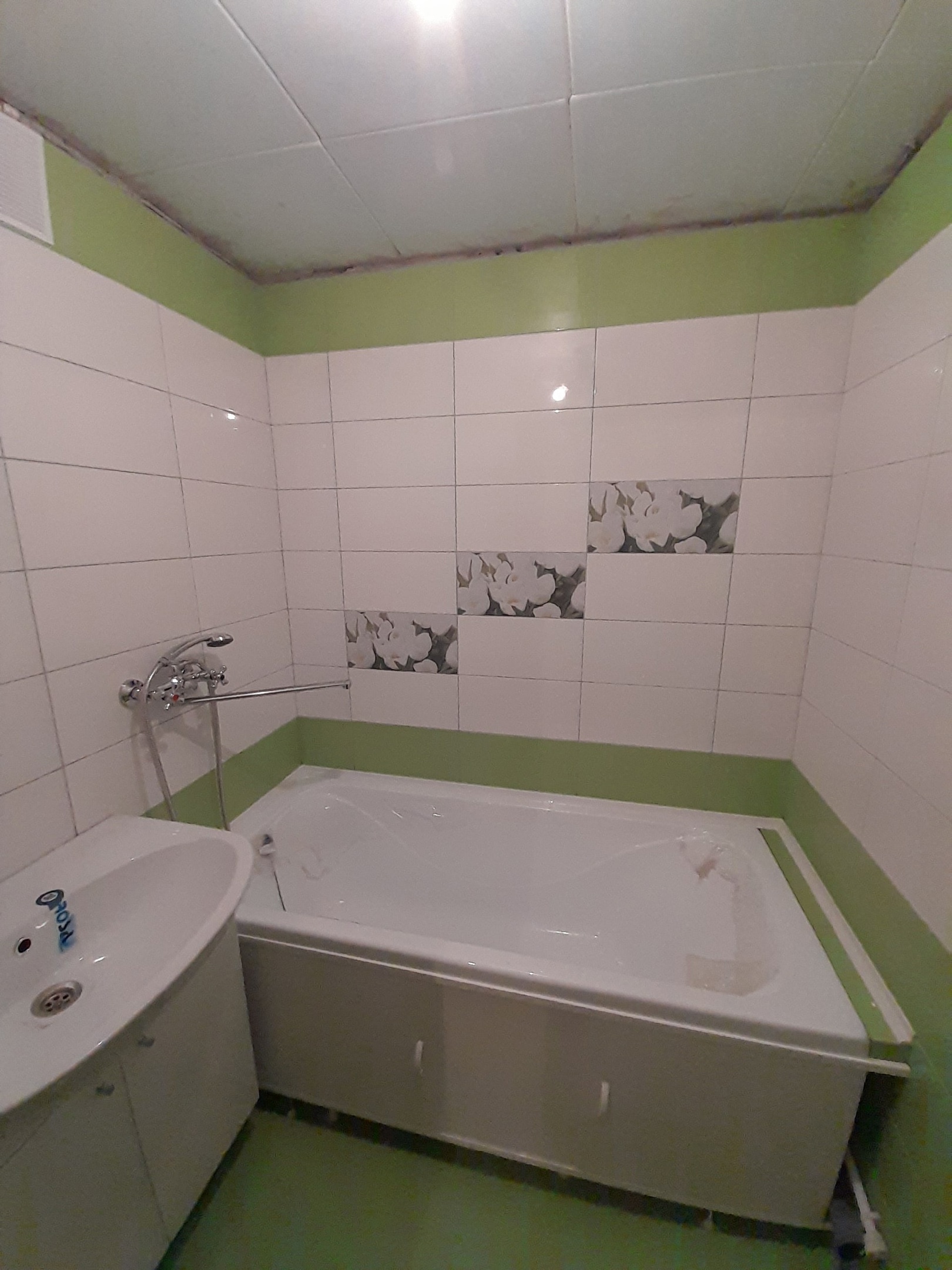 Ремонт ванных комнат в Рыбинске. Плиточник в Рыбинске